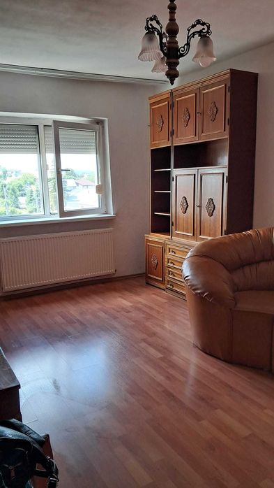 Apartament 2 camere decomandat | Etaj 3/4 | Centrală proprie