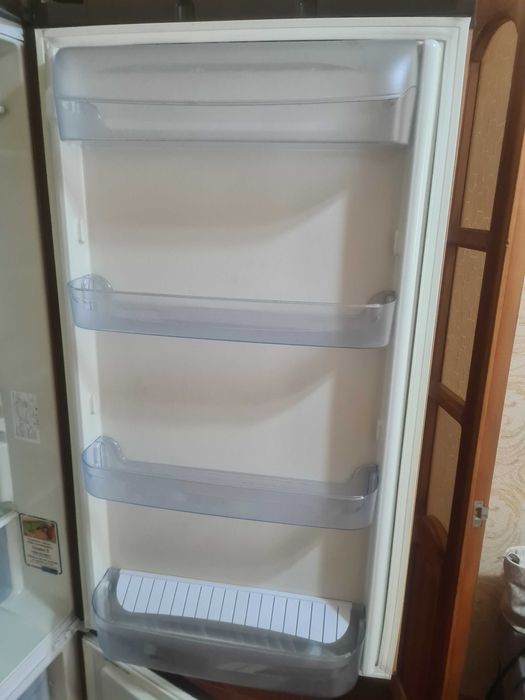 Хододильник Indesit