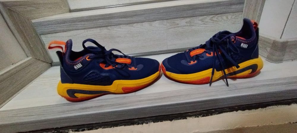 Баскетболни обувки se900 nba golden state