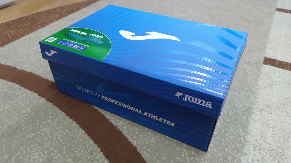 Pantofi sport JOMA Clasic albi Marime 43 si 45 Noi