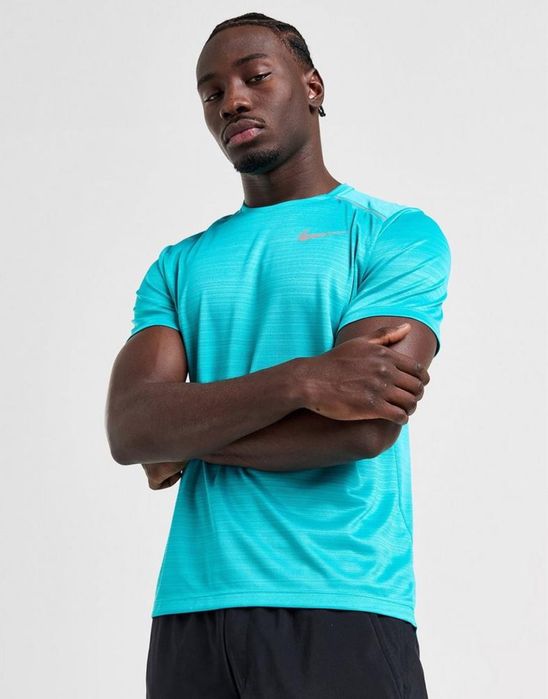 Tricou Nike barbati pentru alergare sau sala