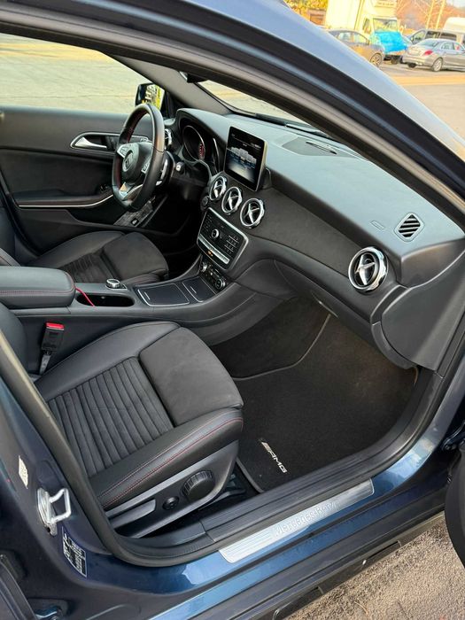 Mercedes-Benz GLA 250 4matic automat cu garantie  Noiembrie 2027