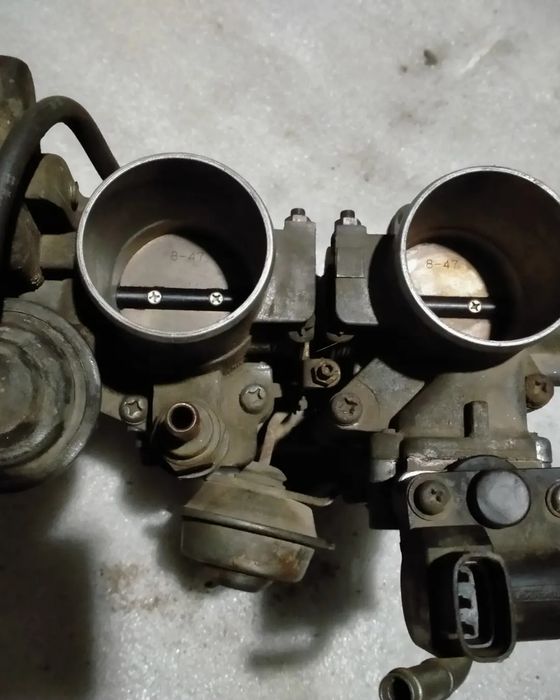 Дросельная заслонка