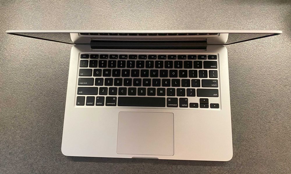 MacBook Pro Retina 13", Late 2012, Model A1425, 8 GB RAM, i5 2,5 GHz