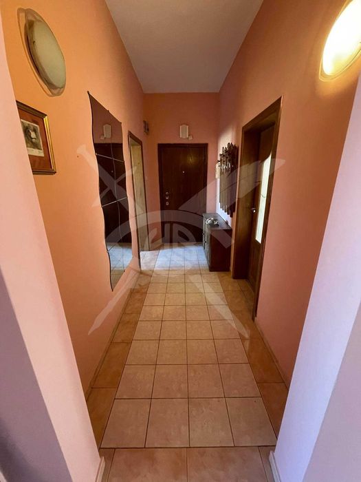 Тристаен апартамент в Център Пловдив 23919