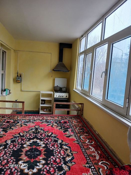 Samarqand viloyat Nurobod shahar Mustaqillik 51 / 19 kvartira sotiladi