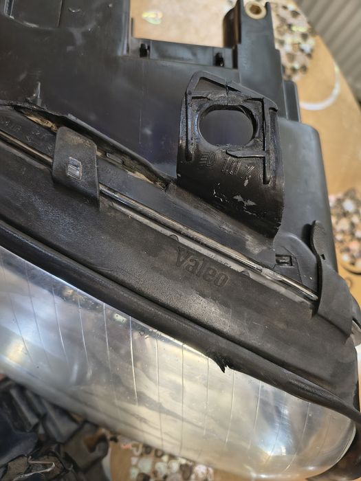 Оригинални фарове Ауди а4 б6