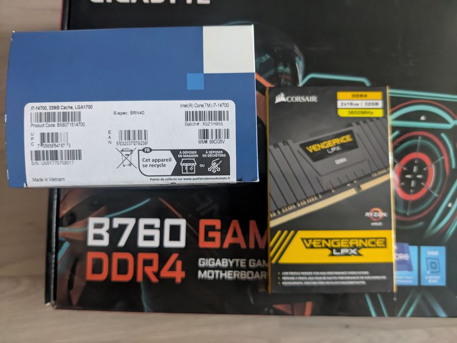 Kit i7 14700 32GB DDR4 B760 Gigabyte Gaming X
