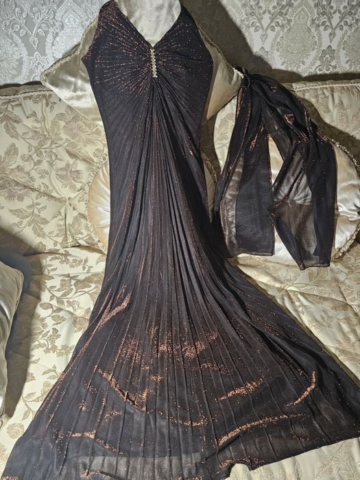 Вечернее  платье