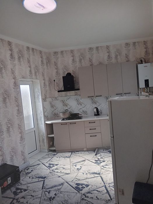 Новый дом 4 комнаты, Туркво Сергели , все коммуникации, торг уместен