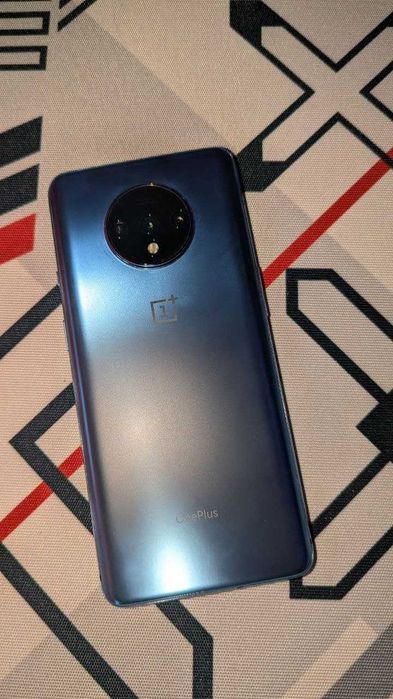 OnePlus 7t в Хорошем Состоянии