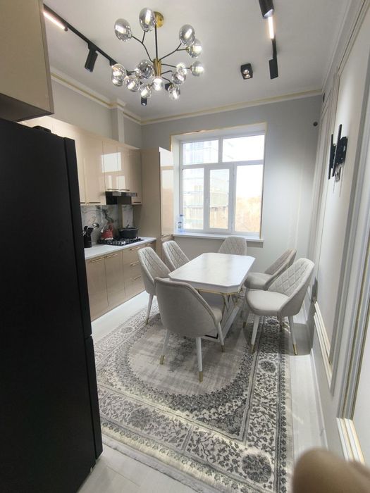 Сдаю квартиру  чилнзр:Цквартал 2комнат 6этаж 75квадрат Новастройка