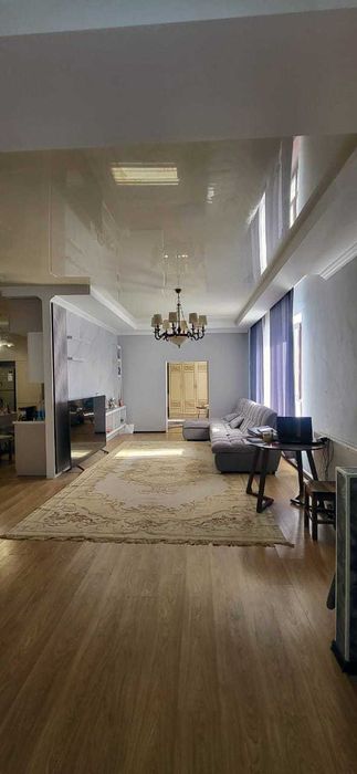 Сдам в аренду котедж 6 комн