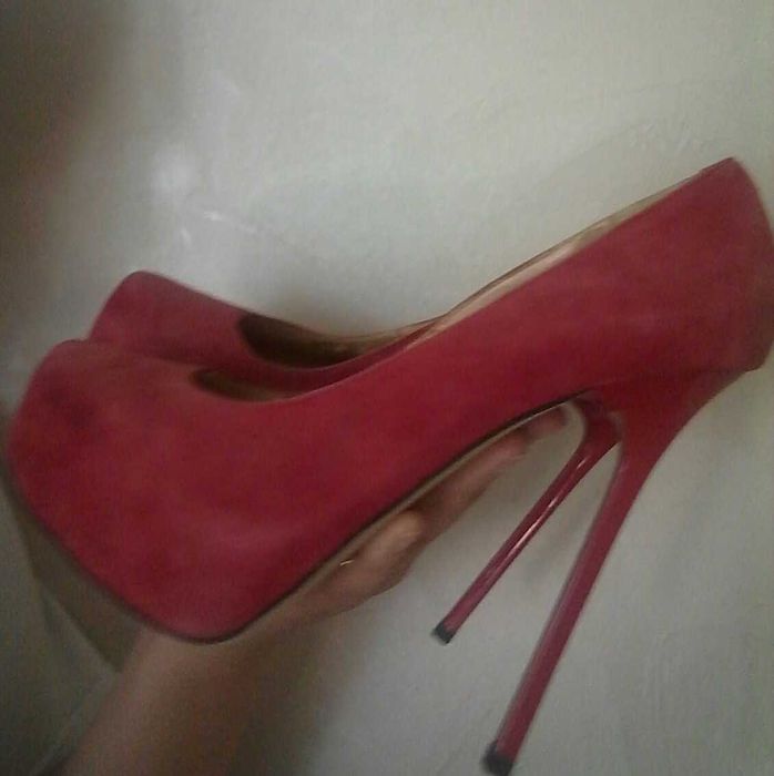 Туфли на скрытой платформе