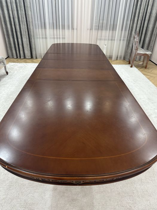 Продам стол из натурального дерево