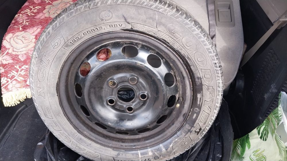 Продам колесо