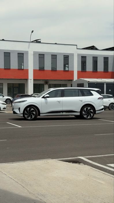 Dongfeng 008. Full 2026