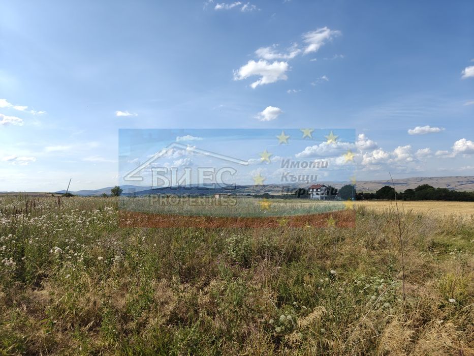 УПИ - 778 м2 в с. Храбърско