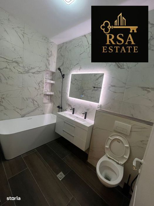 Apartament tip penthouse 2 camere, ultracentral,terasa 25mp-Ramnicu Va