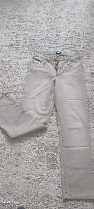 Продаю мужские джинсы , лен