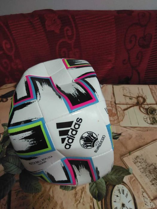 Minge Adidas Euro 2020 noua