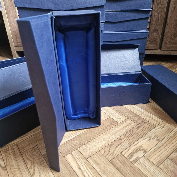 SET 10 cutii / ambalaje -carton gros bleumarin