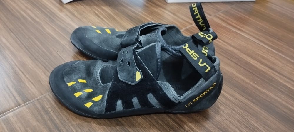 Еспадрили La Sportiva TaRENTula JUNIOR Carbon/Yellow номер 36