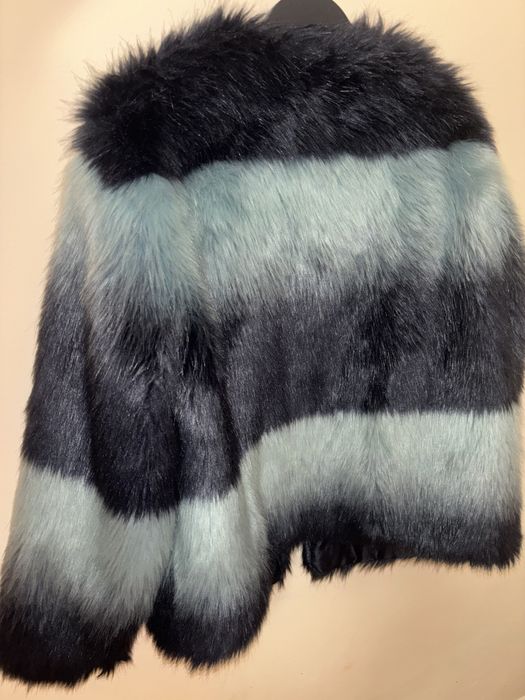 Pull and bear синьо палто