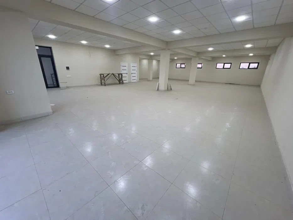 Сдам помещение 1280м2, домбрабад, Чиланзар, Вдоль главной дороги