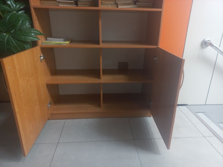 Продадим шкаф в хорошем состоянии