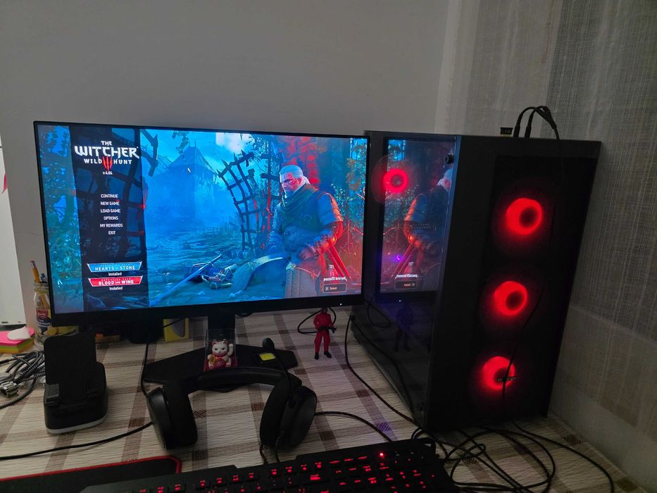 Настолен компютър и наблюдава 200Hz RTX 3050 AMD 5 5500