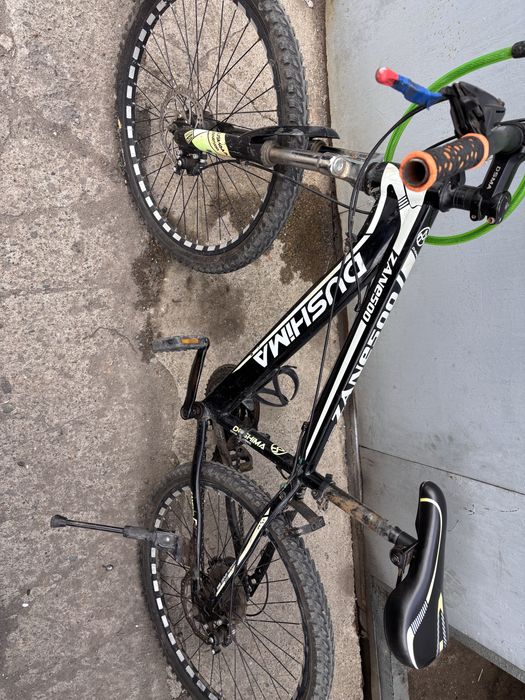 Велосипед хорошем состояние!!!