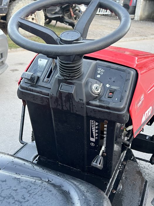 Тракторче косачка briggs & stratton 11.5 коня