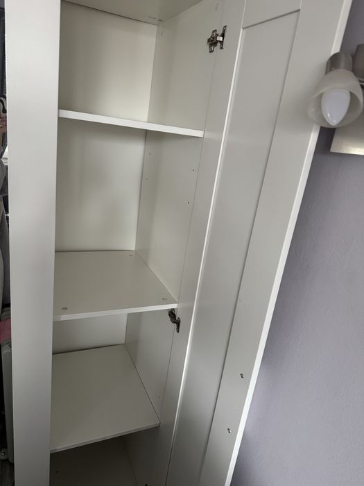 Трикрилен гардероб Brimnes Ikea