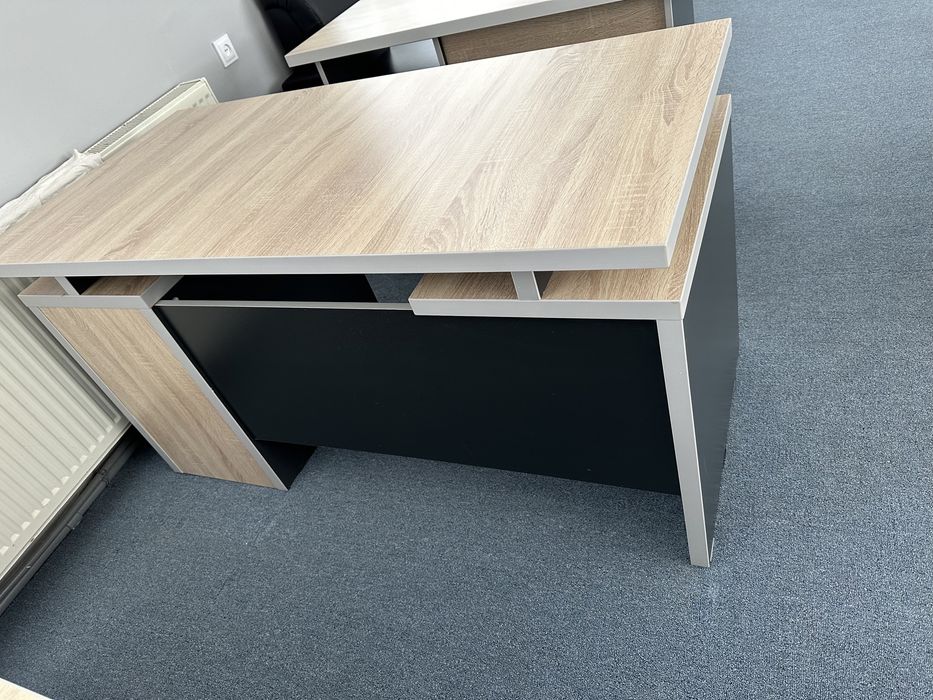 Письменный стол универсал