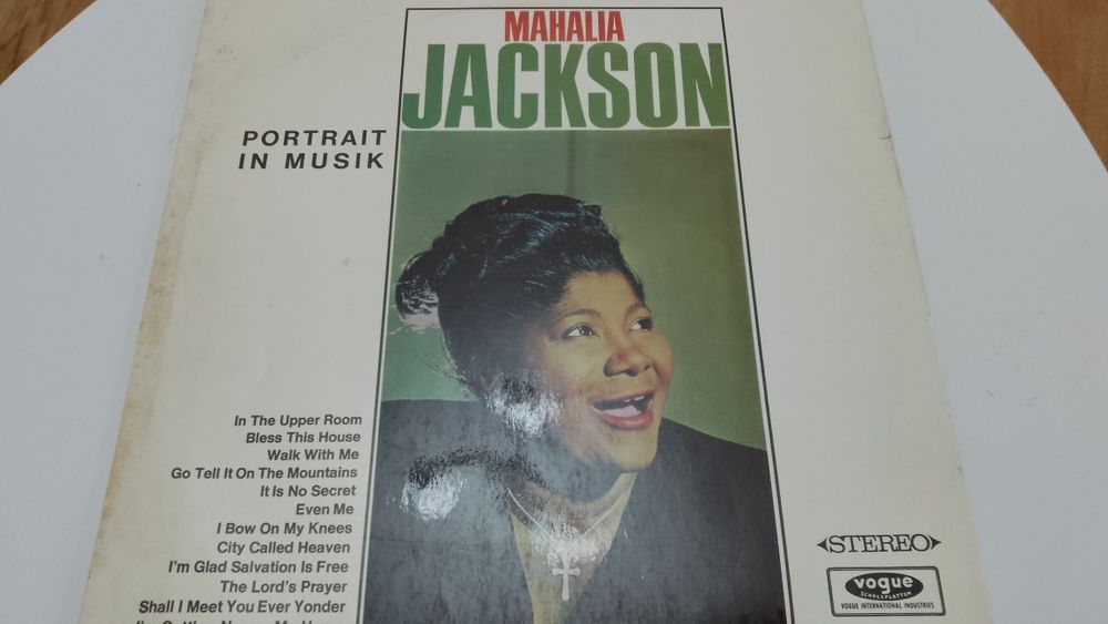 Mahalia Jackson,  Jermaine Jackson, Bill Haley,Glenn Miller,