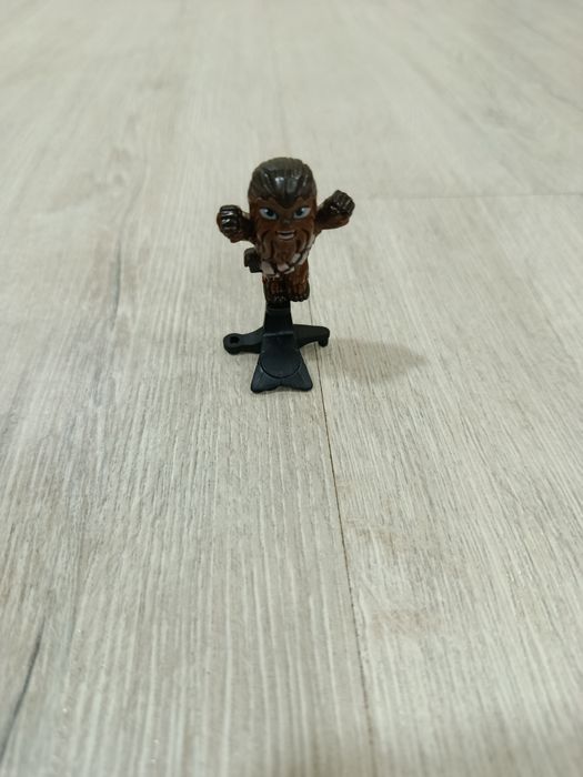 Фигурка из киндера