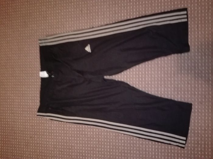 BERMUDE originale ( 40 lei/buc )