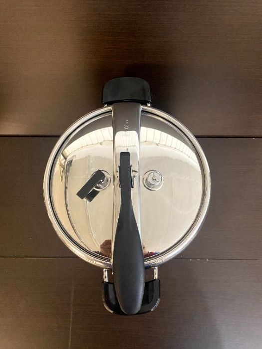 AETERNUM ITALY / Италия качествена тенджера под налягане 7 литра