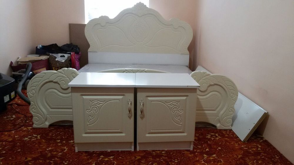 Дувухспалний крават сотилади