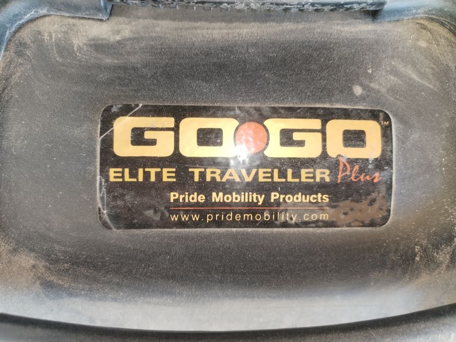 Scuter electric seniori, persoane cu handicap.