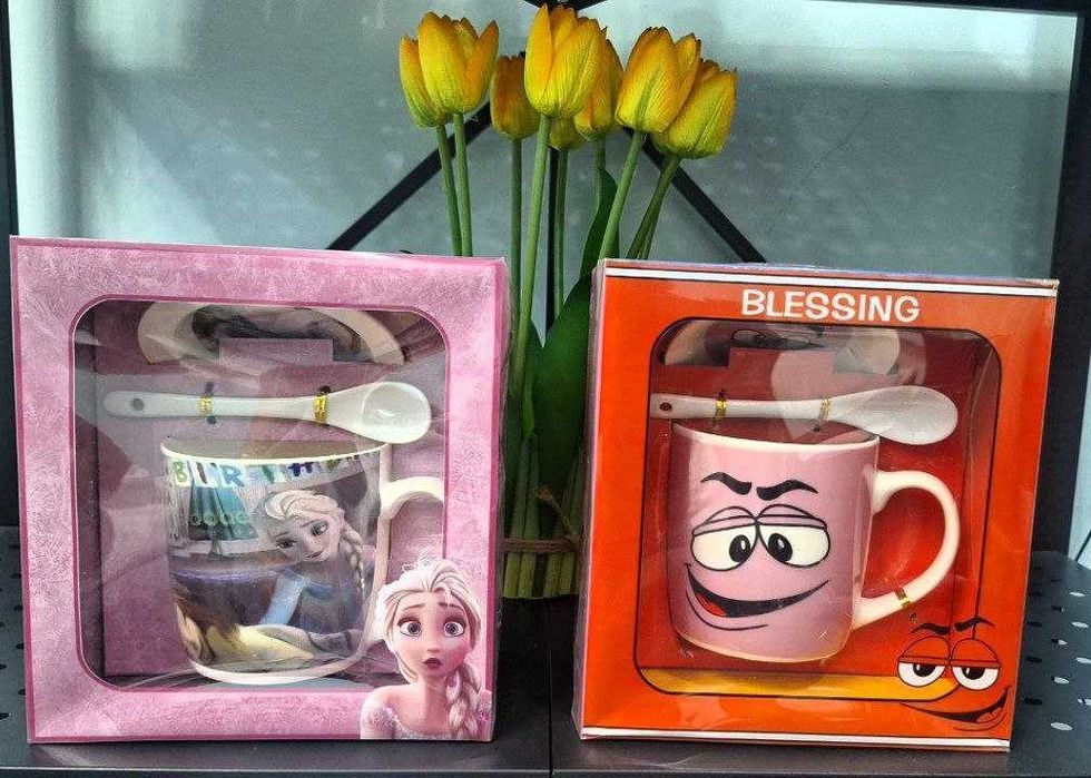 Красивые наборы в  подарочных упаковках.Кружка, ложка, блюдце.