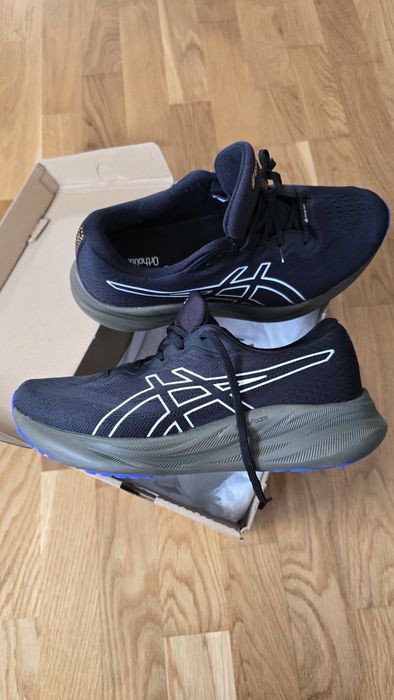 Adidasi Asics gel pulse 15 goretex marime 42 noi