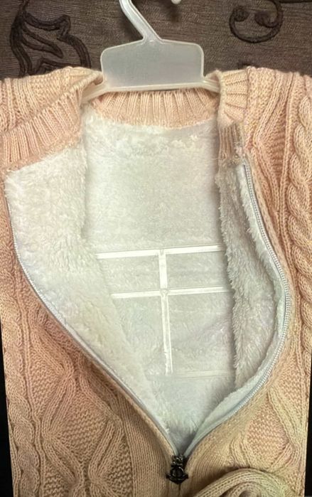 Новый вязаный комбинезон 3-9 мес