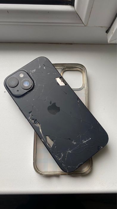 Срочно продается Iphone 15