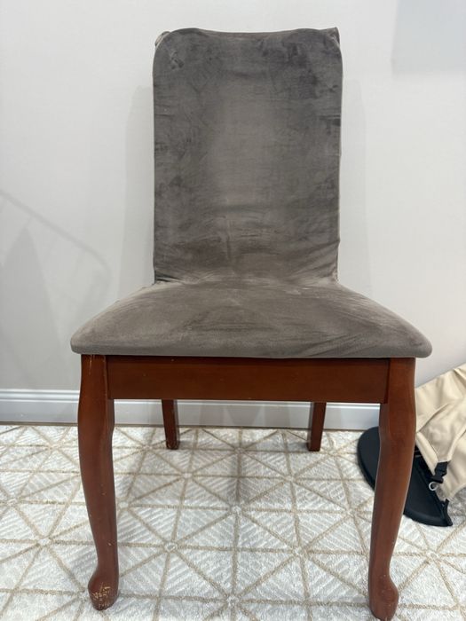 Продам стол и стулья