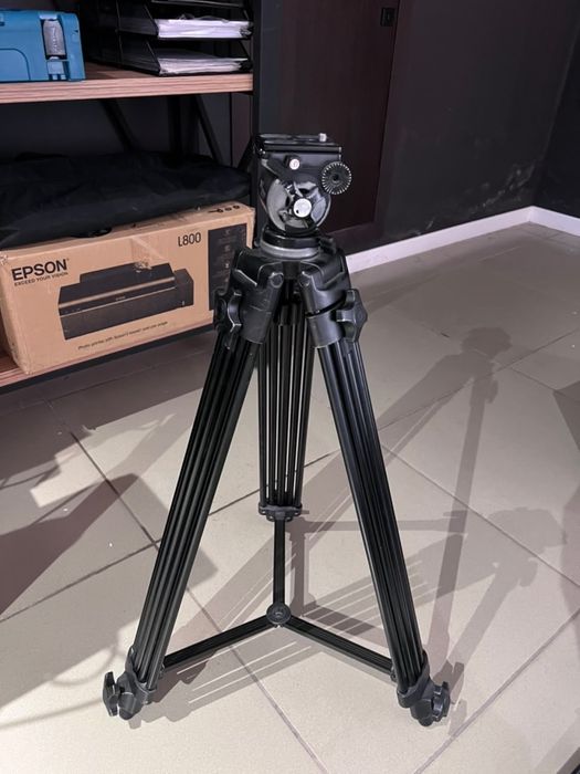 Штатив для фотоаппарата