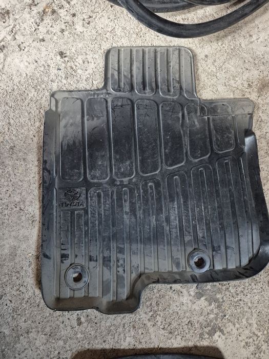 Продам оригинальные коврики для Прадо 150 недорого!