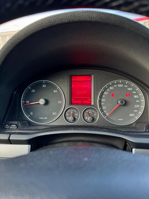 Volkswagen Golf 5 2008 2.0 TDI 140cp BKD