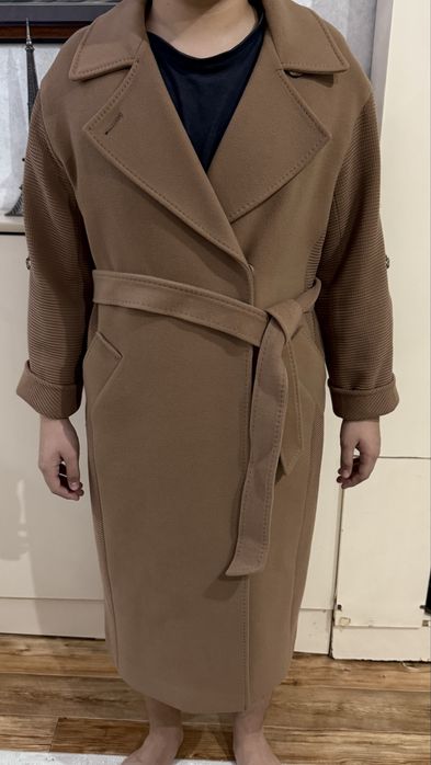 Продам пальто в хорошем состоянии.